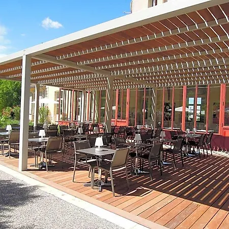 Estelou Hotel