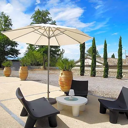 Estelou Hotel
