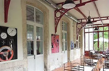 Estelou Hotel 3*